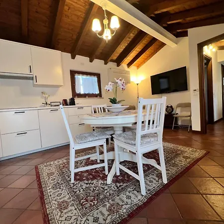 Attico Castelvecchio Верона